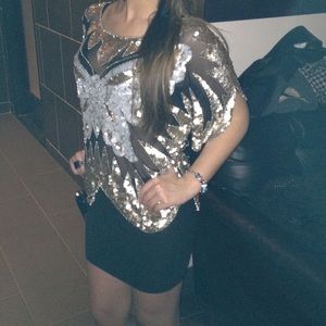 Sparkling butterfly top